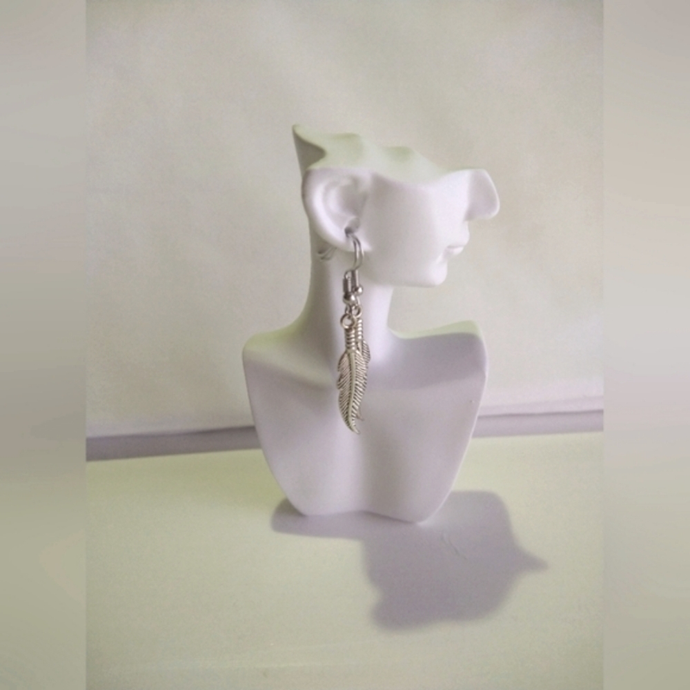 Nwt Feather Earrings